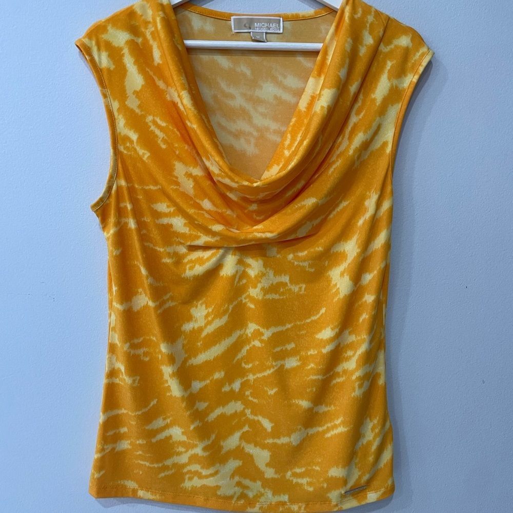 Michael Kors Jersey Stretch Knit Yellow Tie Die Cowl Neck Blouse. Sz medium